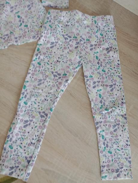 Legíny a tričko s kvetinkami, pepco,104