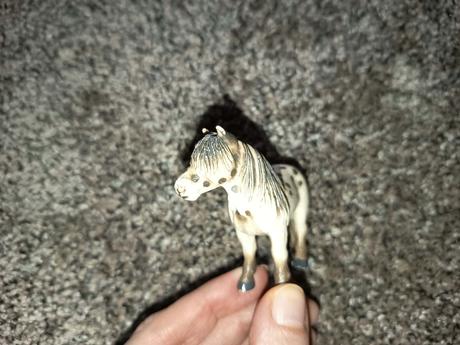 Schleich ponik,