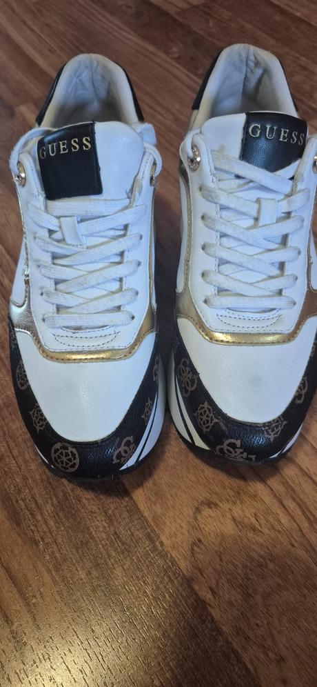 Predám dámske tenisky guess 40, guess,40