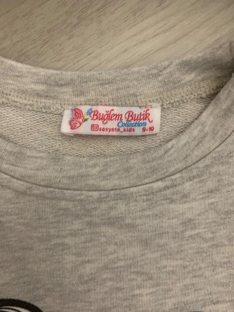 Saty/predlzena mikina s kabelkou, 134