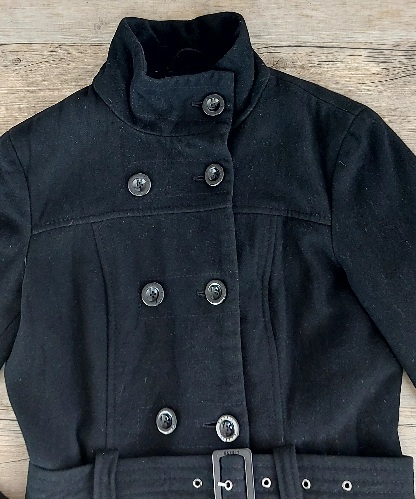 Čierny zimný kabátik esprit, 36