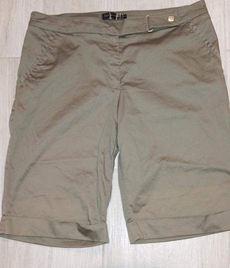 Šortky, bonprix,44