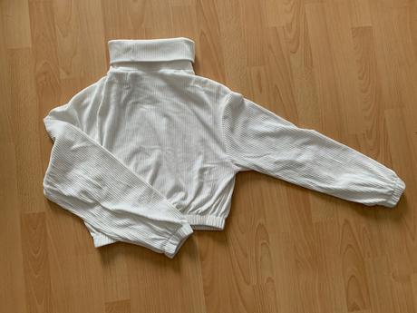 Crop top rolák, bershka,m