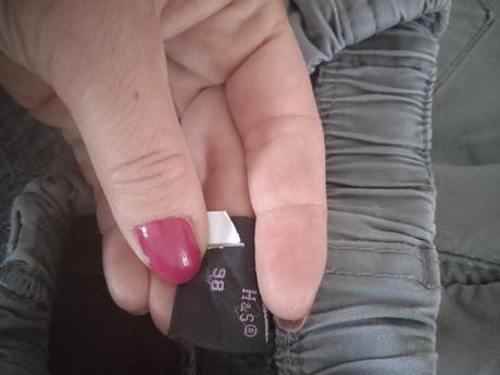 Oteplene nohavice, 98