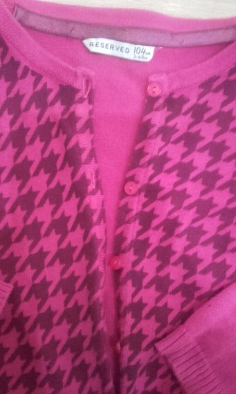 Svetrik, reserved,104