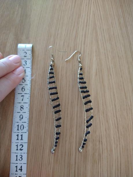 Efektné náušnice s korálkami, stradivarius