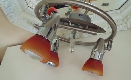 Oranžové stropné osvetlenie, 