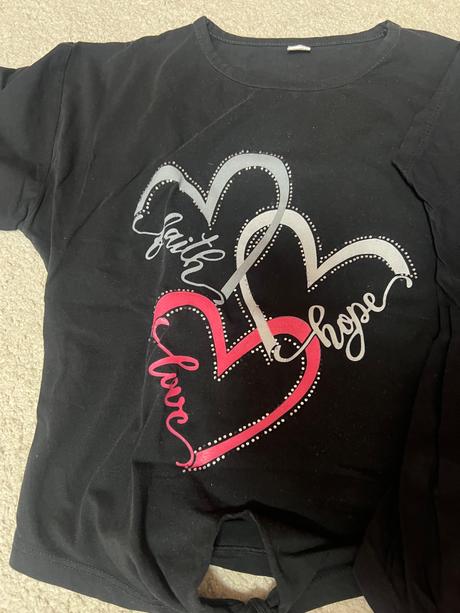 Dievčenské tričká, 128