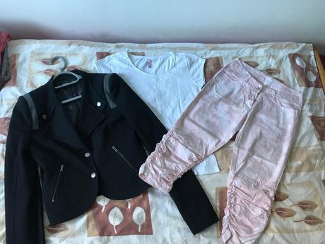 Balík nového oblečenia, xs