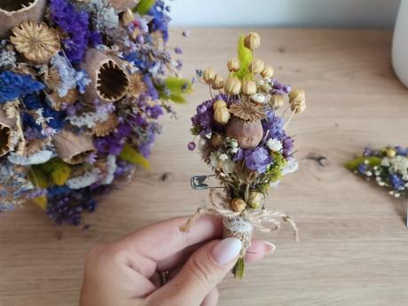 Svadobna kytica a pierko,