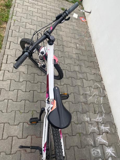 Horský bicykel cube, 28