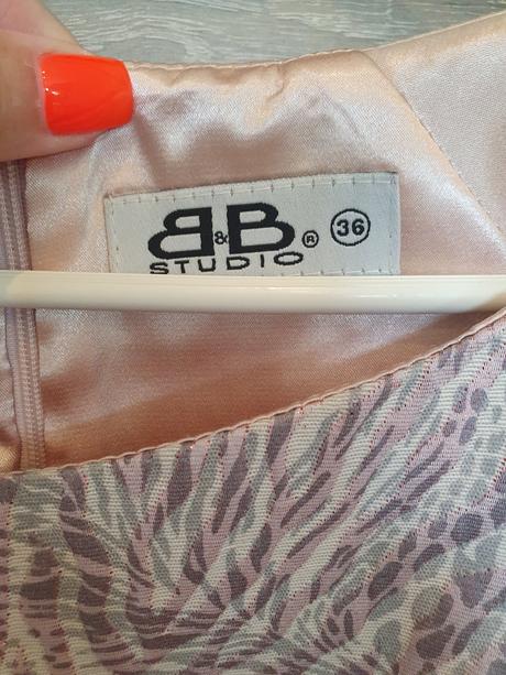 Slávnostné šaty, 36