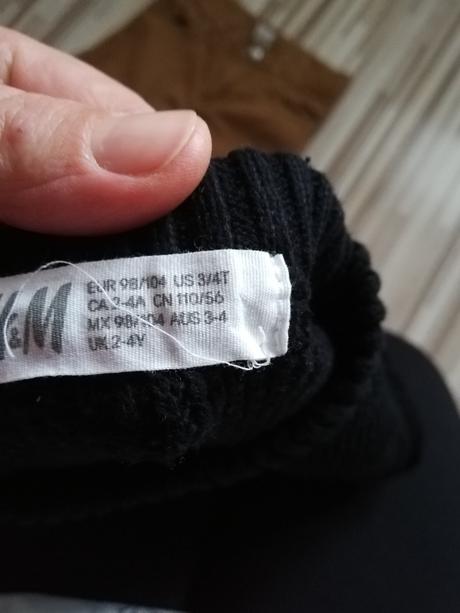 Čierny svetrík, h&m,98