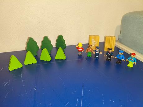 Koľajnice, depo, mosty, vláčiky, doplnky, 