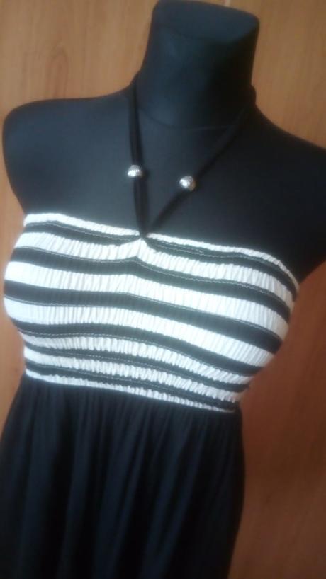 Úžasný top okolo krku,