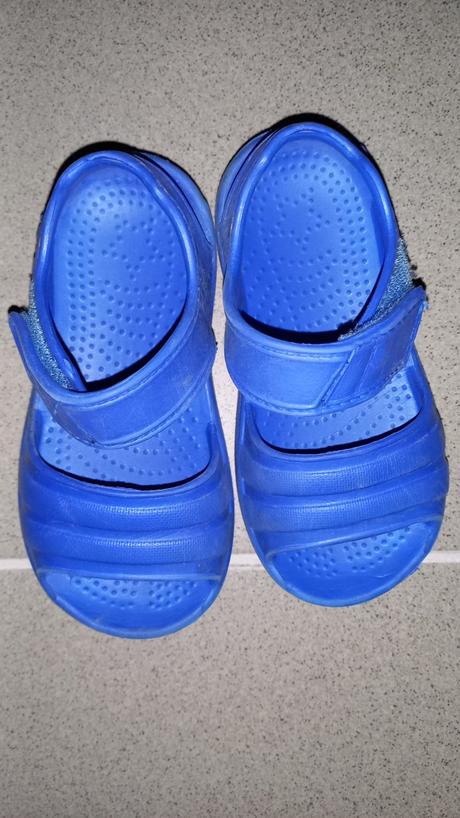 Modré šľapky do vody 27, 27