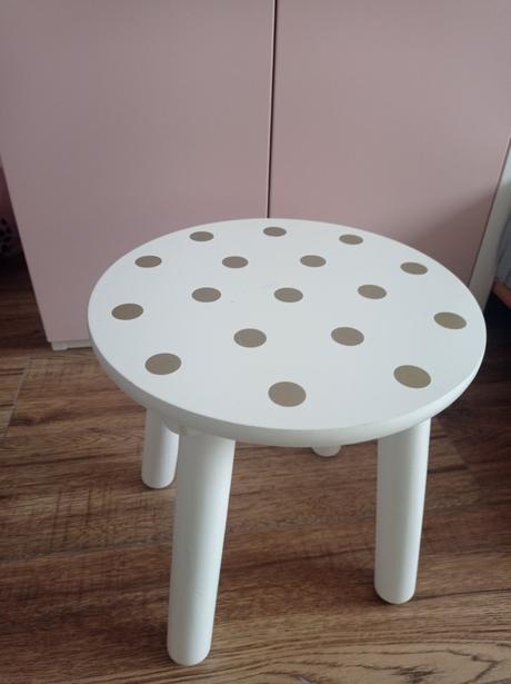 Drevená detská stolička, 