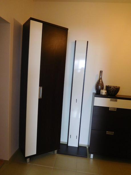 Nábytok do vstupnej chodby,, 