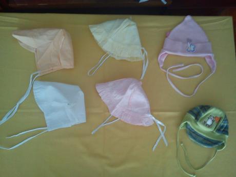 2 x letná čiapka so šiltom, richelieu,56