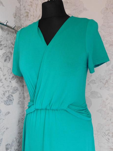 Velmi pekne letne šaty, tcm,36 / 38