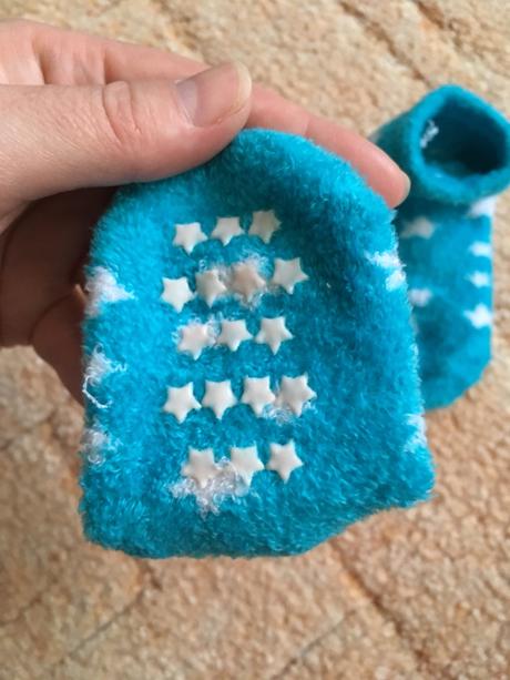 Rôzne protišmykové ponošticky 9-11cm, c&a,17