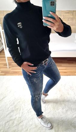 Sveter karl lagerfield, s