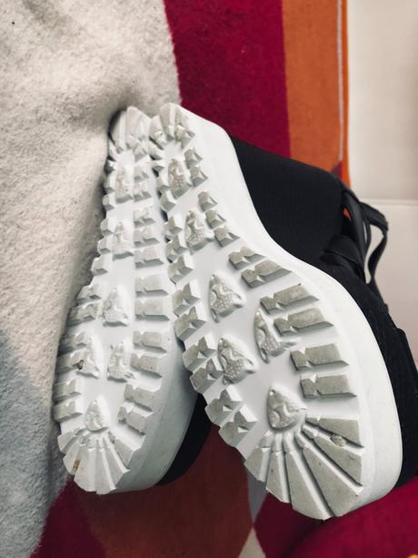 Topanky designerske, vel. 7     zn. privileged, 37