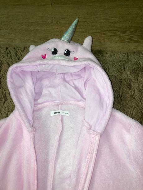 Overal jednorozec, sinsay,134