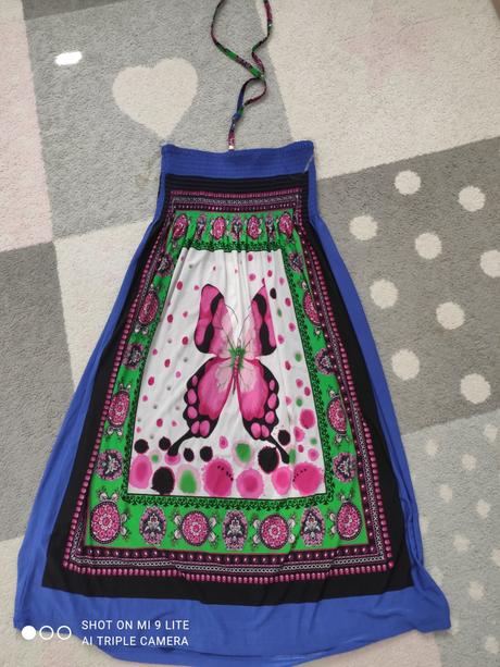 Letné šaty s motylom,