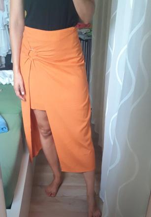 Asimeticka midi sukňa, s