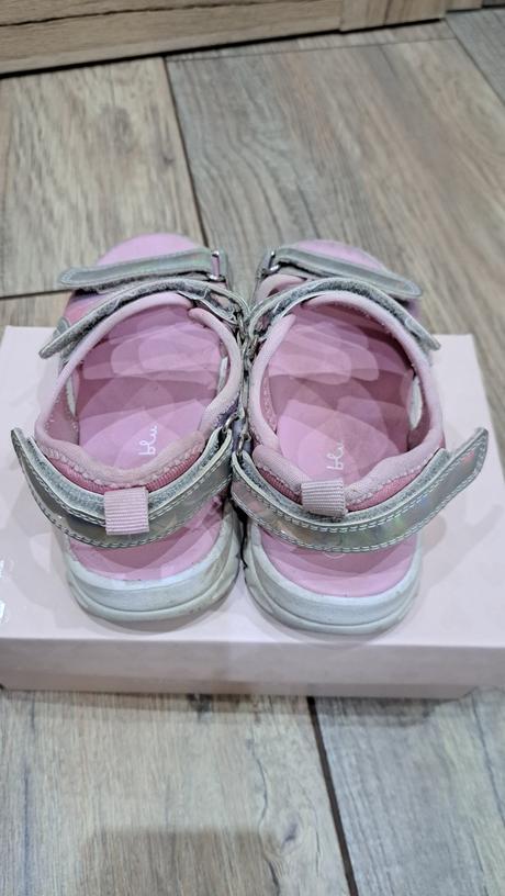 Blikajúce sandale, nelli blu,30