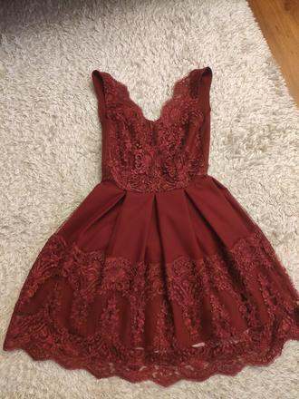 Spoločenské šaty, 34