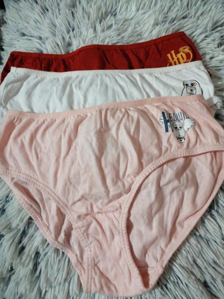 Nenosené nohavičky, 158