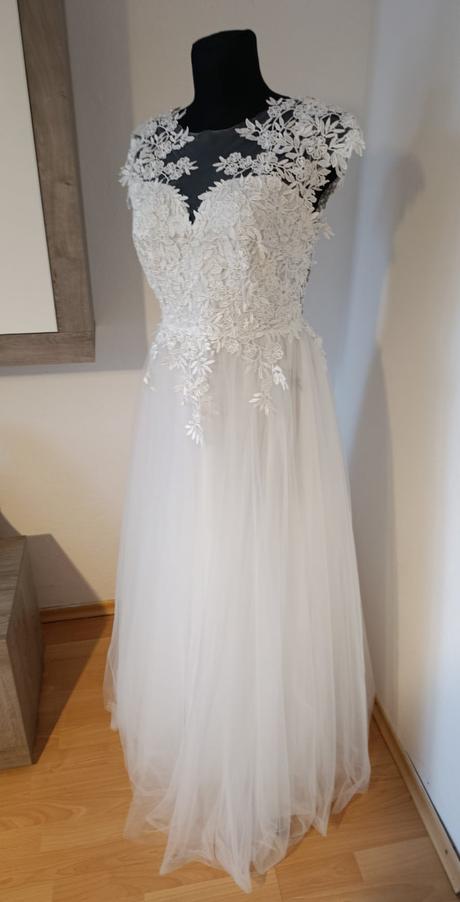 Svadobné šaty veľkosť 40, l