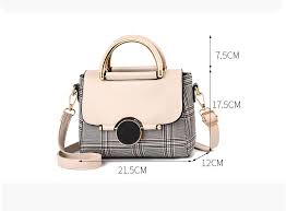 Kabelka púdrovo-kockovaná, do ruky aj crossbody, 