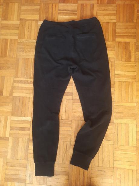 Dámske tepláky, 34