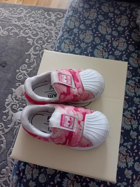 Topánky superstar, adidas,22