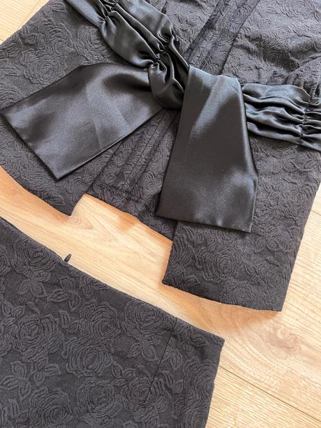 Sukňový kostým -s, s