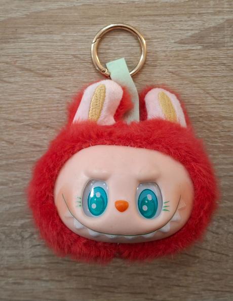 Nový plyšový prívesok labubu popmart 10cm, 