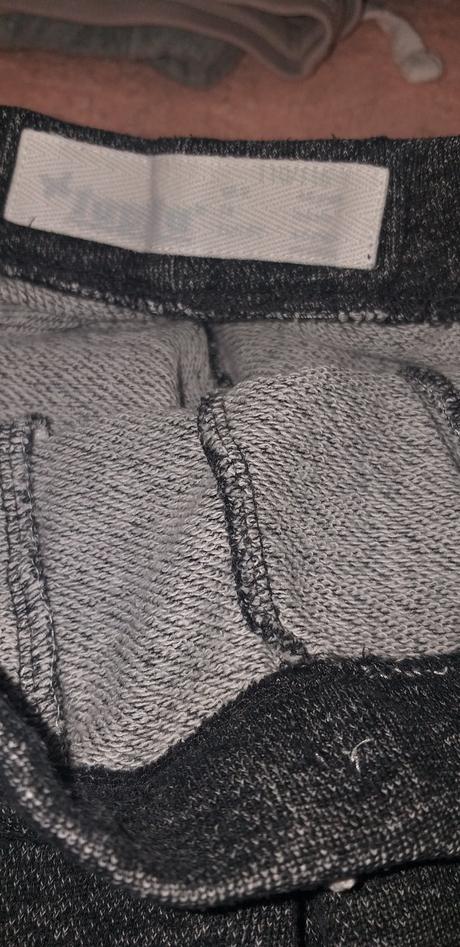 Nohavice, lupilu,116