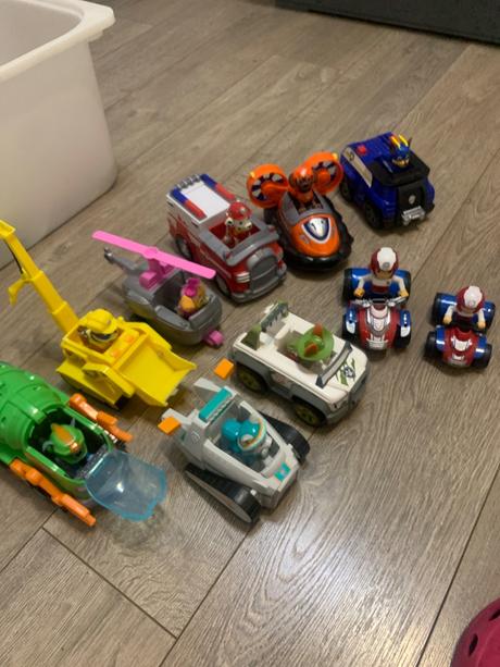 Základne vozidla paw patrol, 