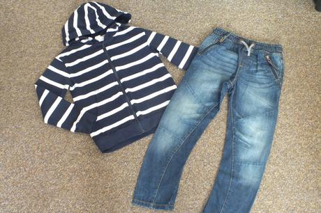 Rifle + mikina, top stav, 122