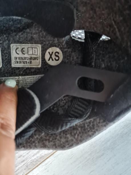 Prilba na odrazadlo/bicykel, xs