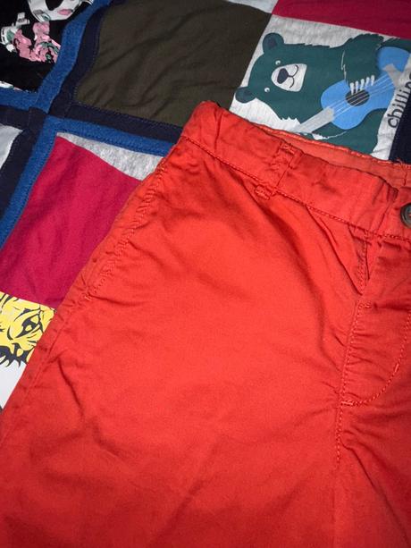 Predám elegantné krátke nohavice pre chlapca značk, h&m,134