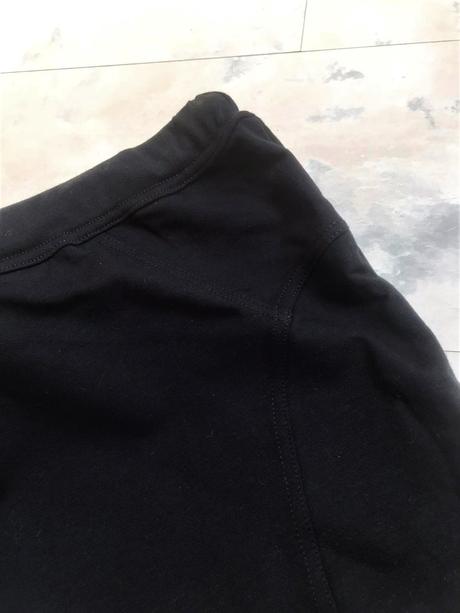 Kvalitné športové tepláky, xl