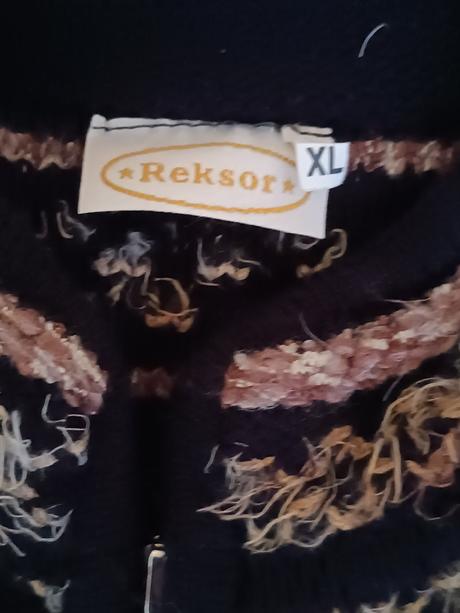 Teplý dámsky sveter xl, xl