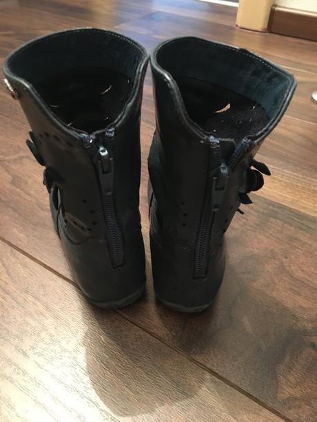 Jesenne cizmicky, ren but,26