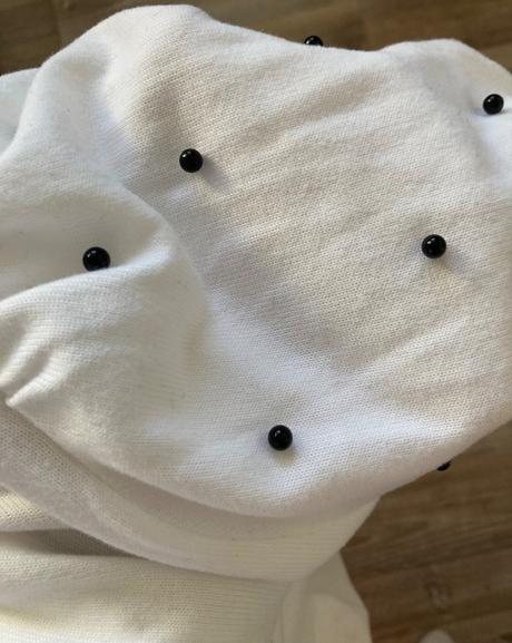 Krásne tričko/svetrík beloved na rukáve s korálkam, xxl