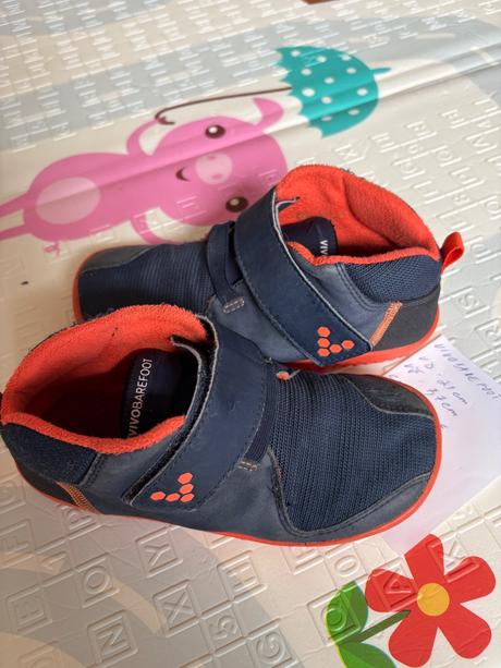 Vivobarefoot boot, vivobarefoot,32