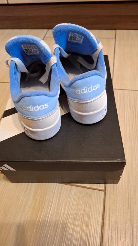 Tenisky adidas, adidas,37